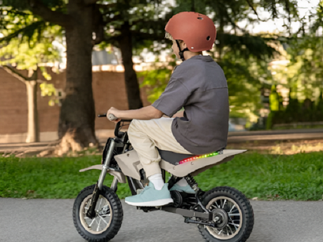 How To Choose The Best Electric Dirt Bike For Kids To Ride In Local Parks